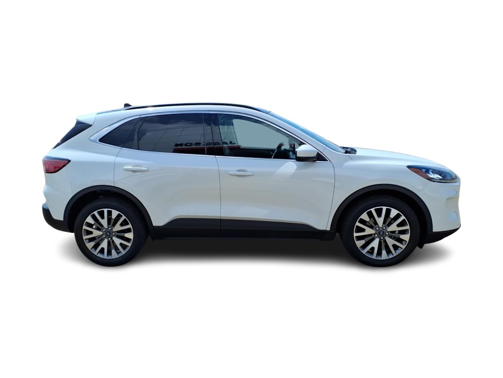 Thumbnail: 2022 Ford Escape - 16