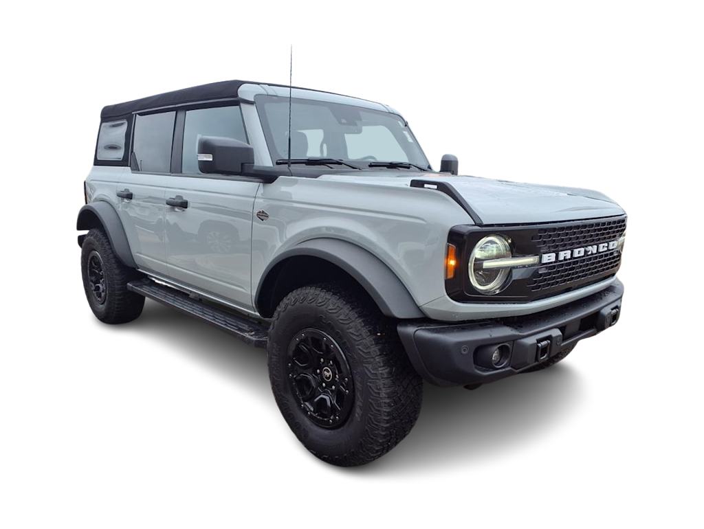 Thumbnail: 2023 Ford Bronco - 16