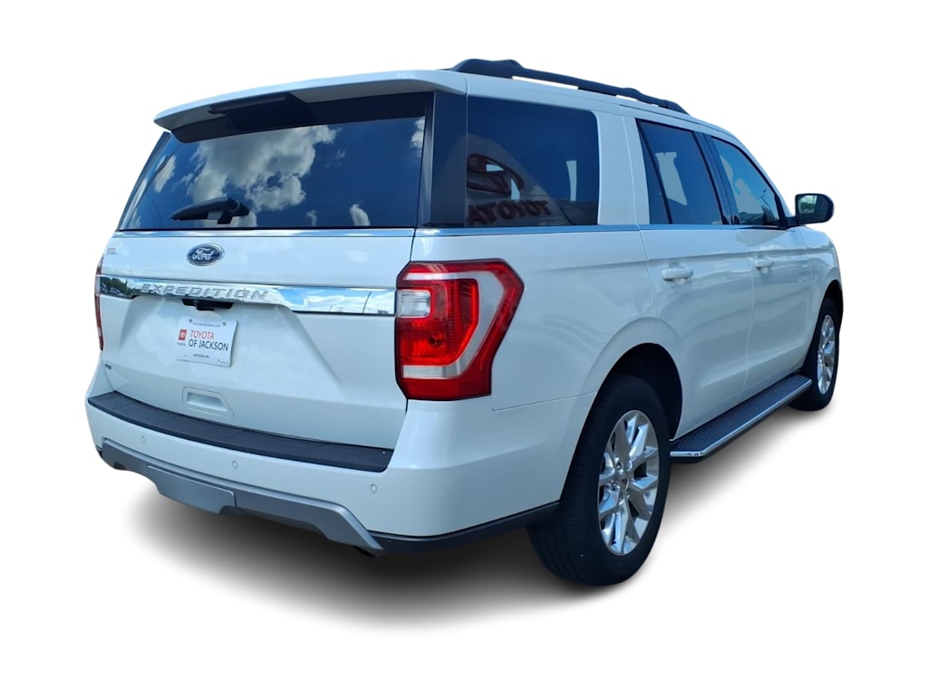Thumbnail: 2020 Ford Expedition - 15