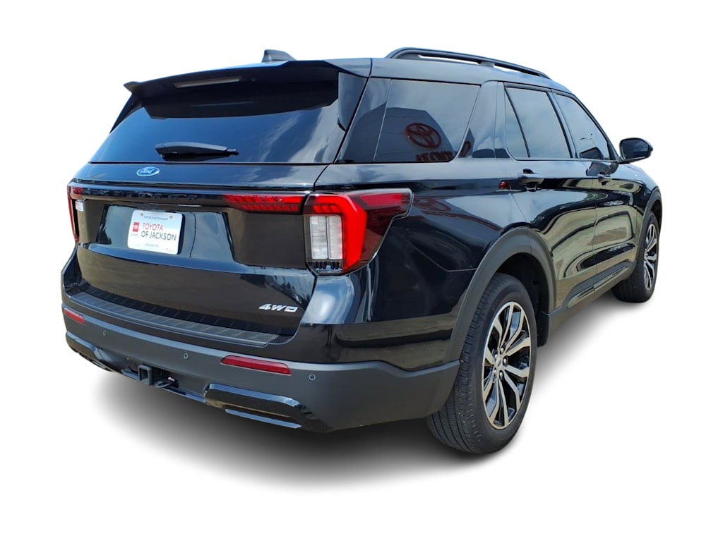 Thumbnail: 2025 Ford Explorer - 15