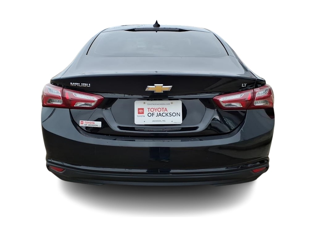 Thumbnail: 2022 Chevrolet Malibu - 4