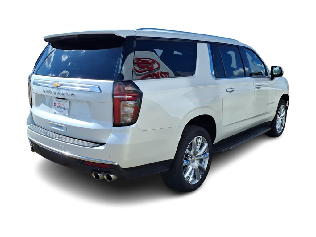 Thumbnail: 2023 Chevrolet Suburban - 17