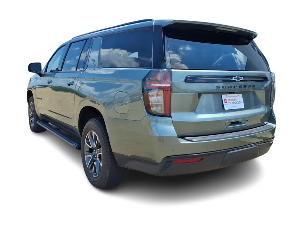 Thumbnail: 2024 Chevrolet Suburban - 3