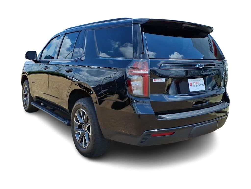 Thumbnail: 2023 Chevrolet Tahoe - 3