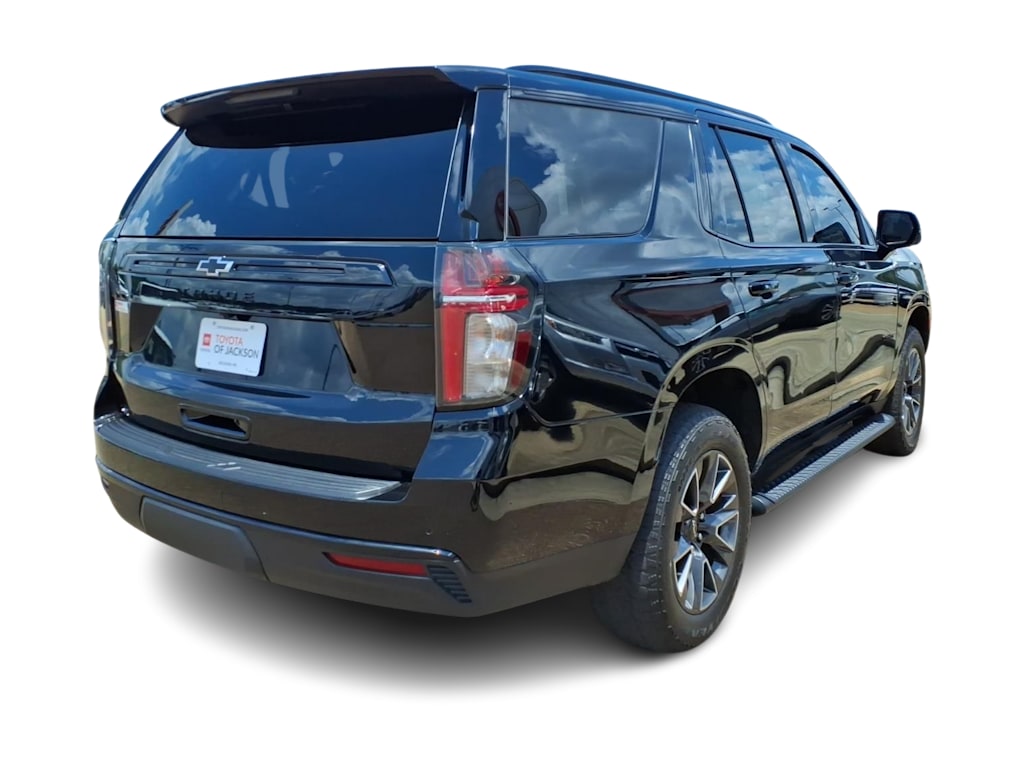 Thumbnail: 2023 Chevrolet Tahoe - 17