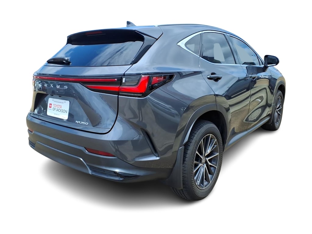Thumbnail: 2024 Lexus ES - 16