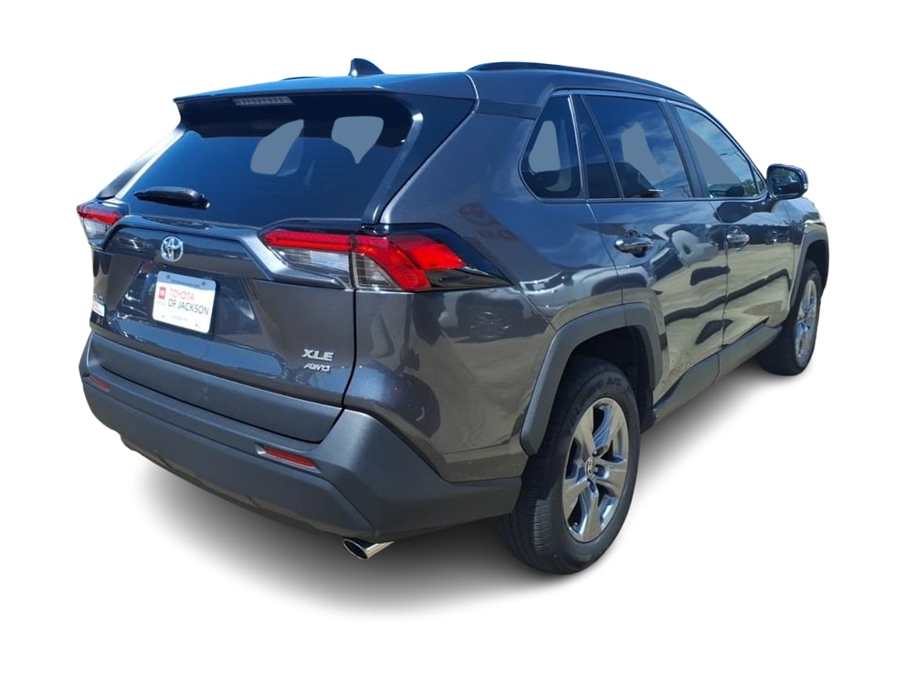 Thumbnail: 2024 Toyota RAV4 - 16