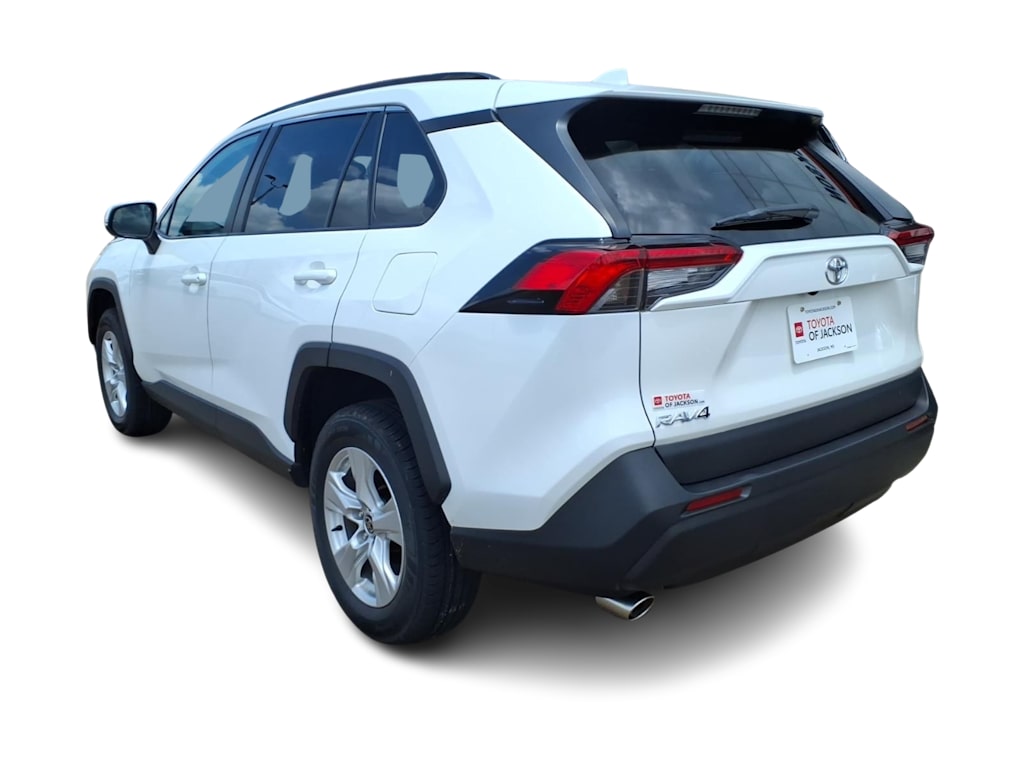 Thumbnail: 2021 Toyota RAV4 - 3