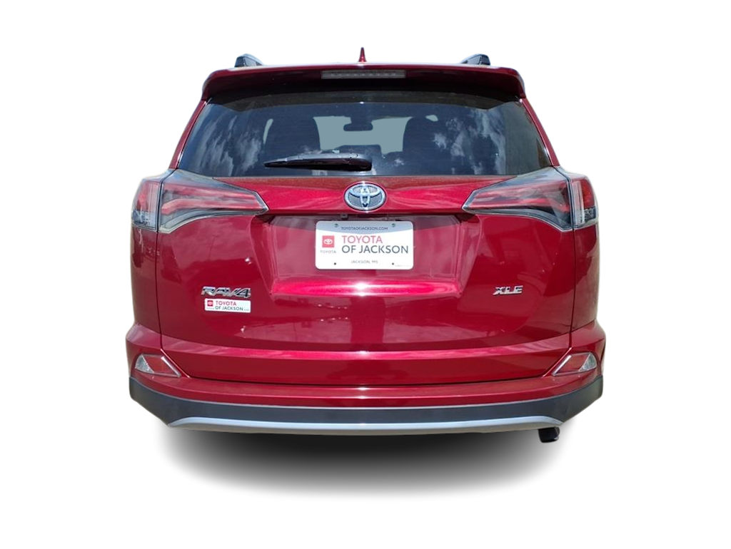 Thumbnail: 2018 Toyota RAV4 - 4