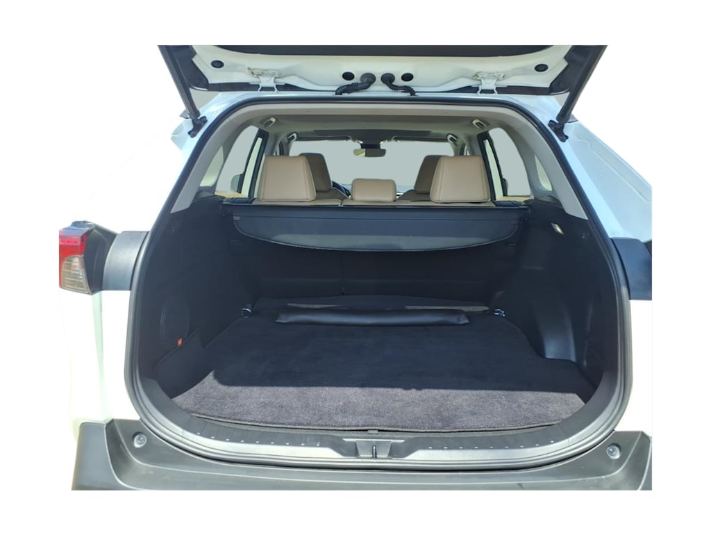 Thumbnail: 2022 Toyota RAV4 - 15