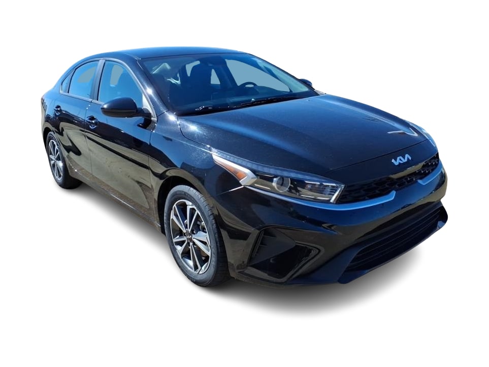 Thumbnail: 2023 Kia Forte - 13