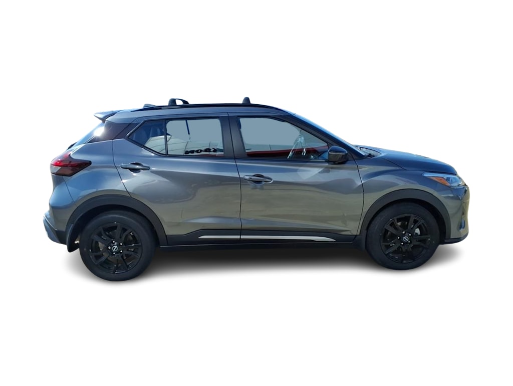 Thumbnail: 2024 Nissan Kicks - 15