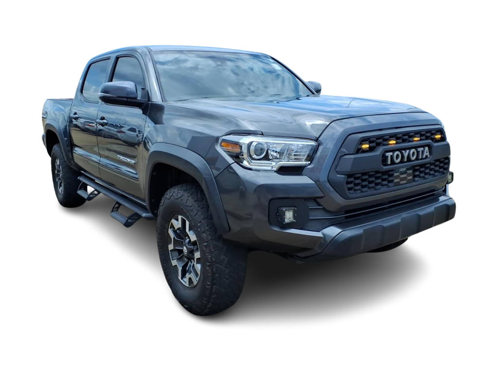 Thumbnail: 2019 Toyota Tacoma - 14