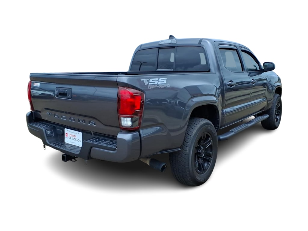 Thumbnail: 2022 Toyota Tacoma - 16