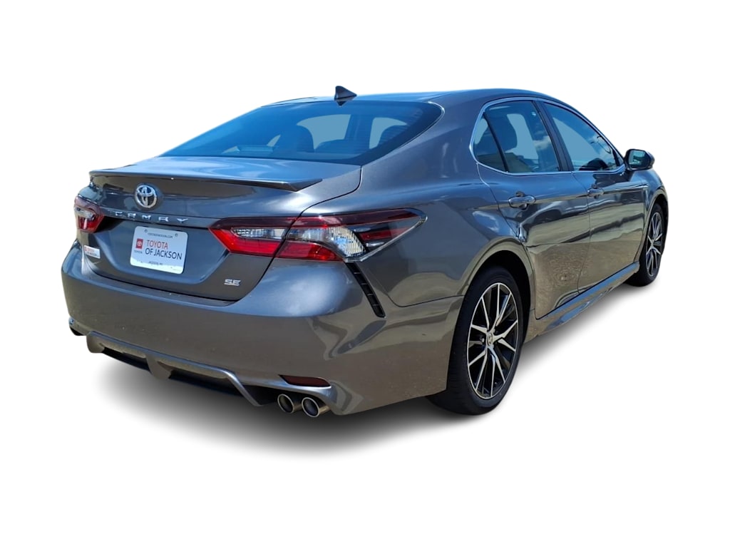 Thumbnail: 2024 Toyota Camry - 18