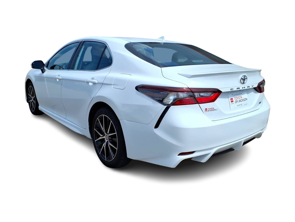 Thumbnail: 2022 Toyota Camry - 3