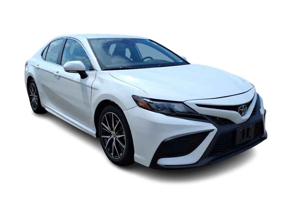 Thumbnail: 2022 Toyota Camry - 16