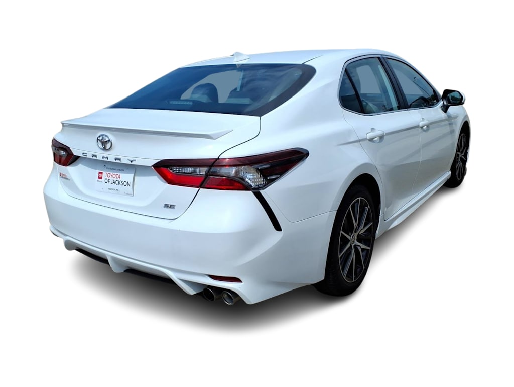 Thumbnail: 2022 Toyota Camry - 18