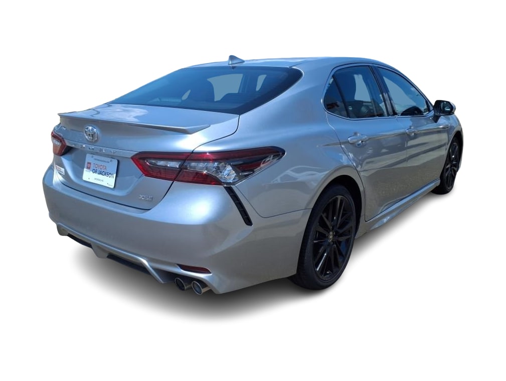 Thumbnail: 2023 Toyota Camry - 15