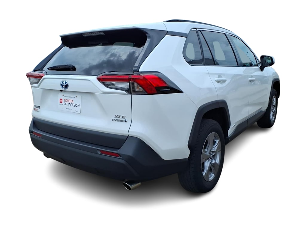 Thumbnail: 2024 Toyota RAV4 - 17