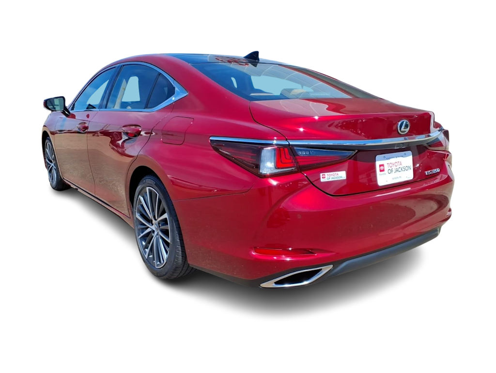 Thumbnail: 2023 Lexus ES - 3