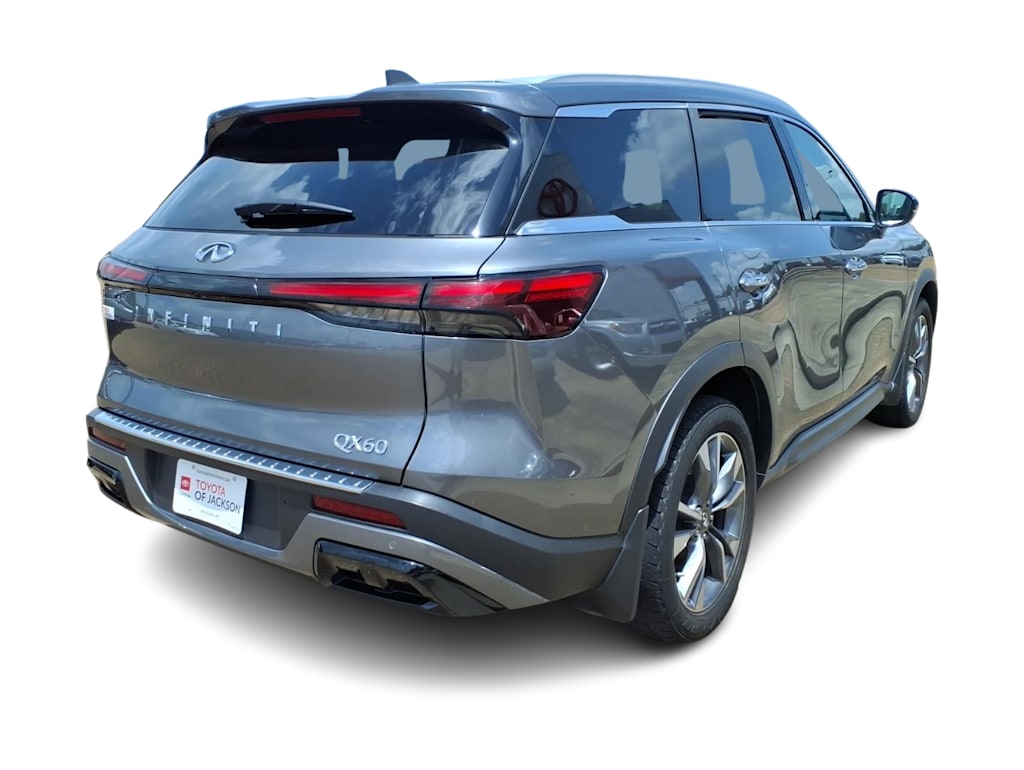 Thumbnail: 2023 INFINITI QX60 - 16