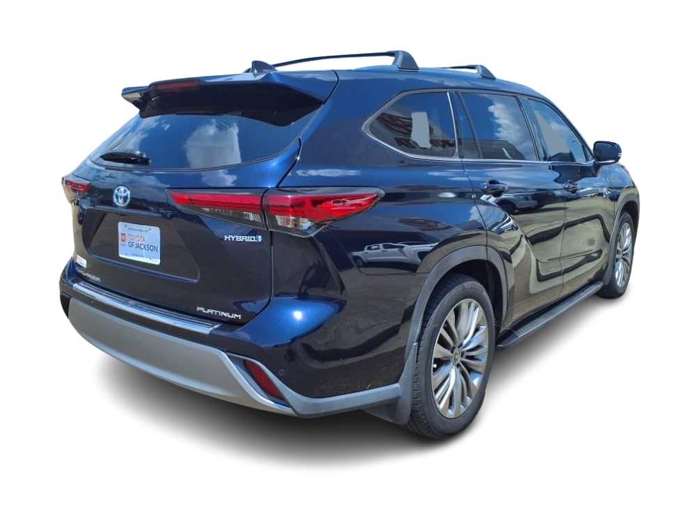 Thumbnail: 2020 Toyota Highlander - 16