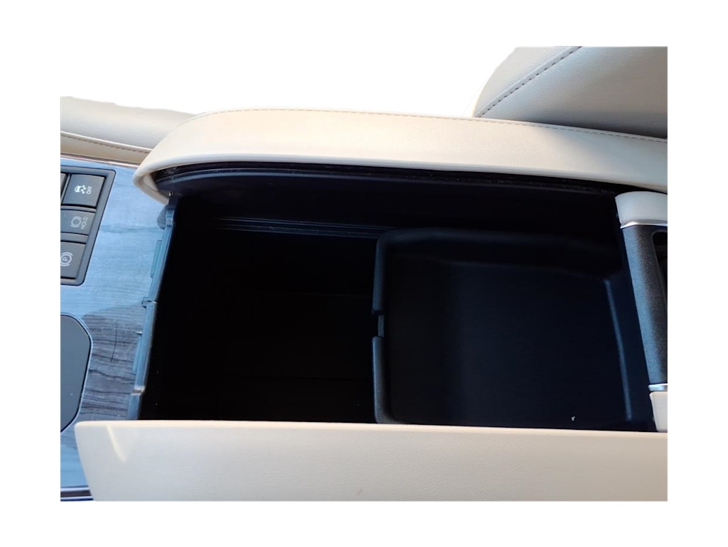 Thumbnail: 2023 Toyota Highlander - 26