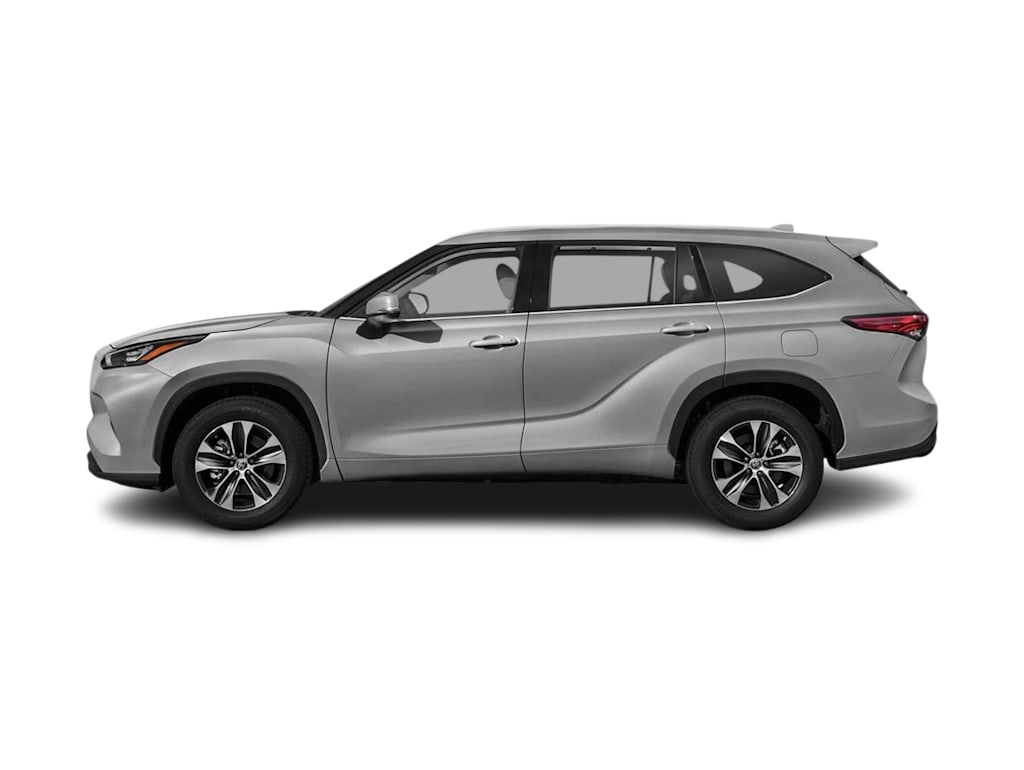 Thumbnail: 2022 Toyota Highlander - 3