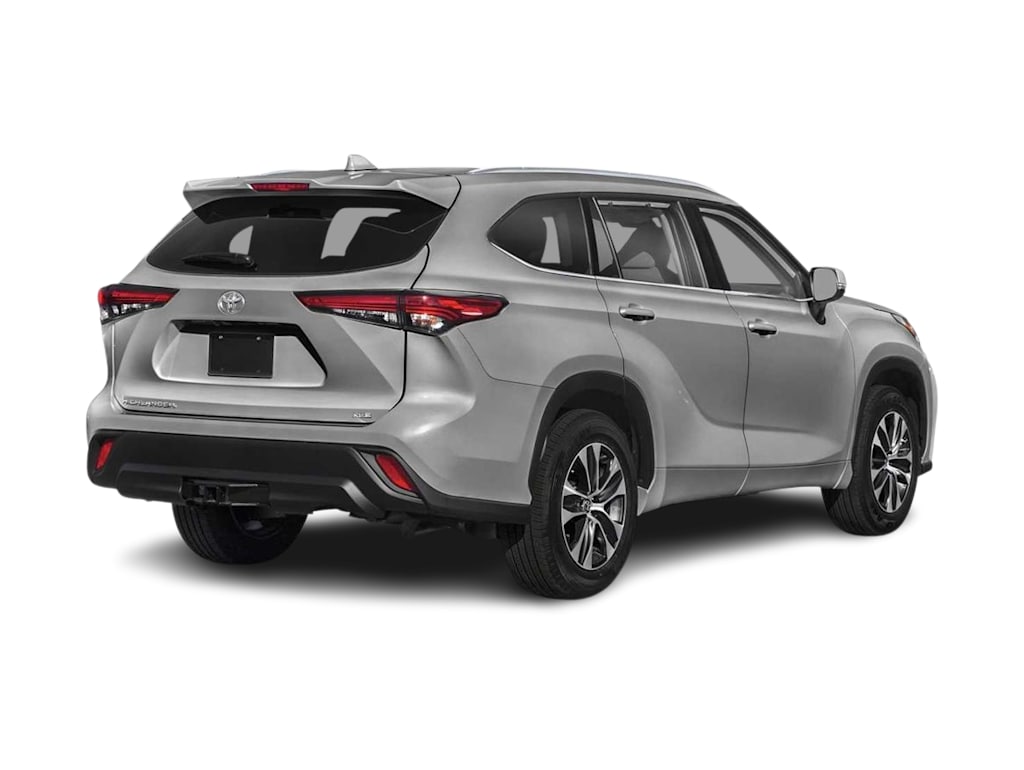Thumbnail: 2022 Toyota Highlander - 10