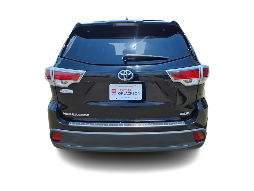Thumbnail: 2016 Toyota Highlander - 4