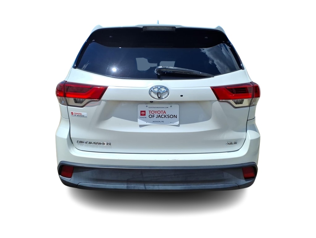 Thumbnail: 2019 Toyota Highlander - 4