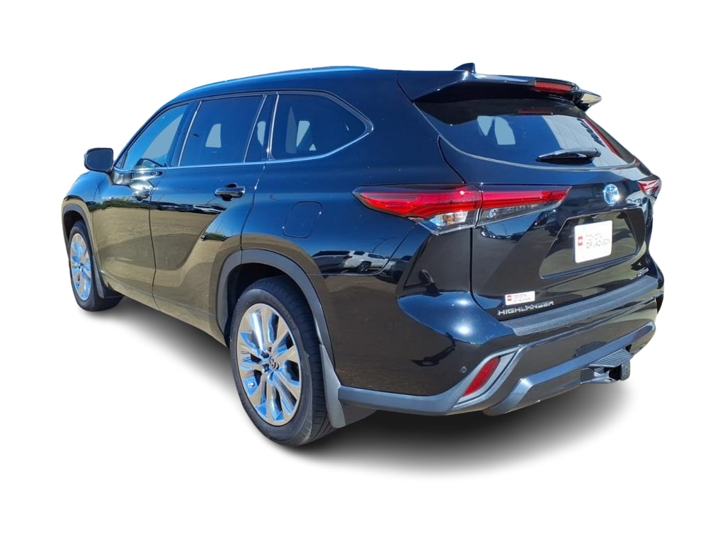 Thumbnail: 2020 Toyota Highlander - 3