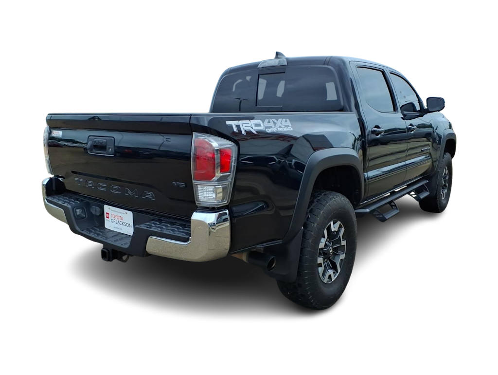 Thumbnail: 2021 Toyota Tacoma - 17