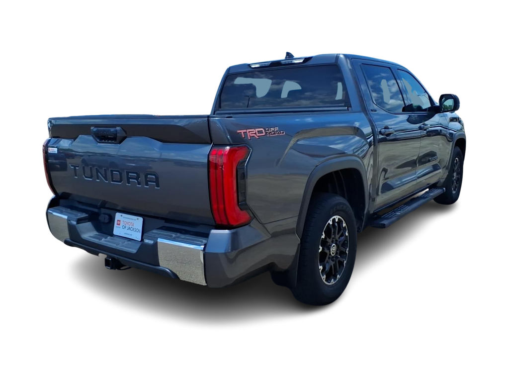 Thumbnail: 2022 Toyota Tundra - 18