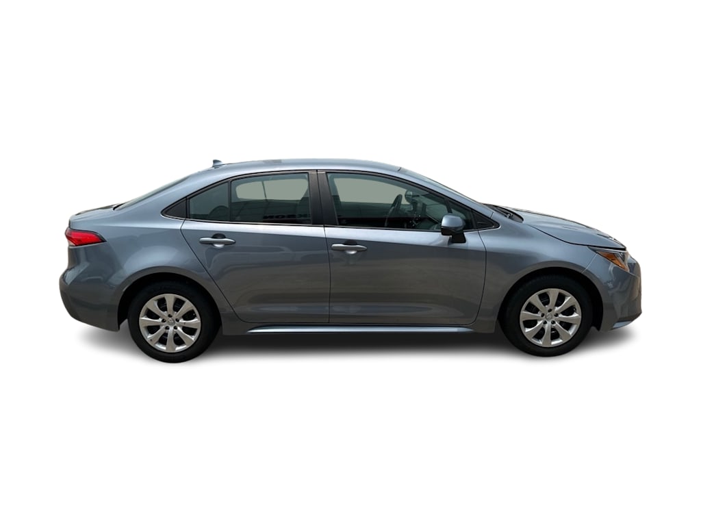 2022 Toyota Corolla LE 16