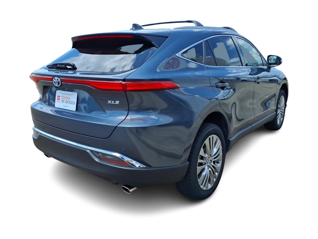 Thumbnail: 2023 Toyota Venza - 16