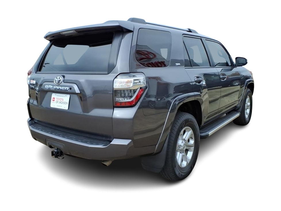 Thumbnail: 2019 Toyota 4Runner - 16