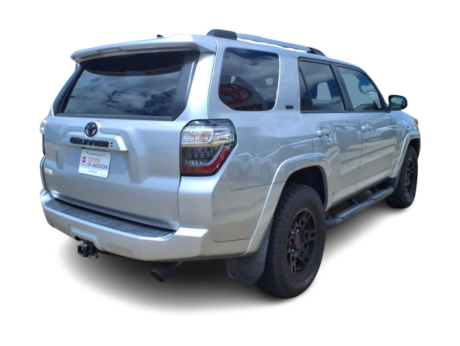 Thumbnail: 2021 Toyota 4Runner - 16
