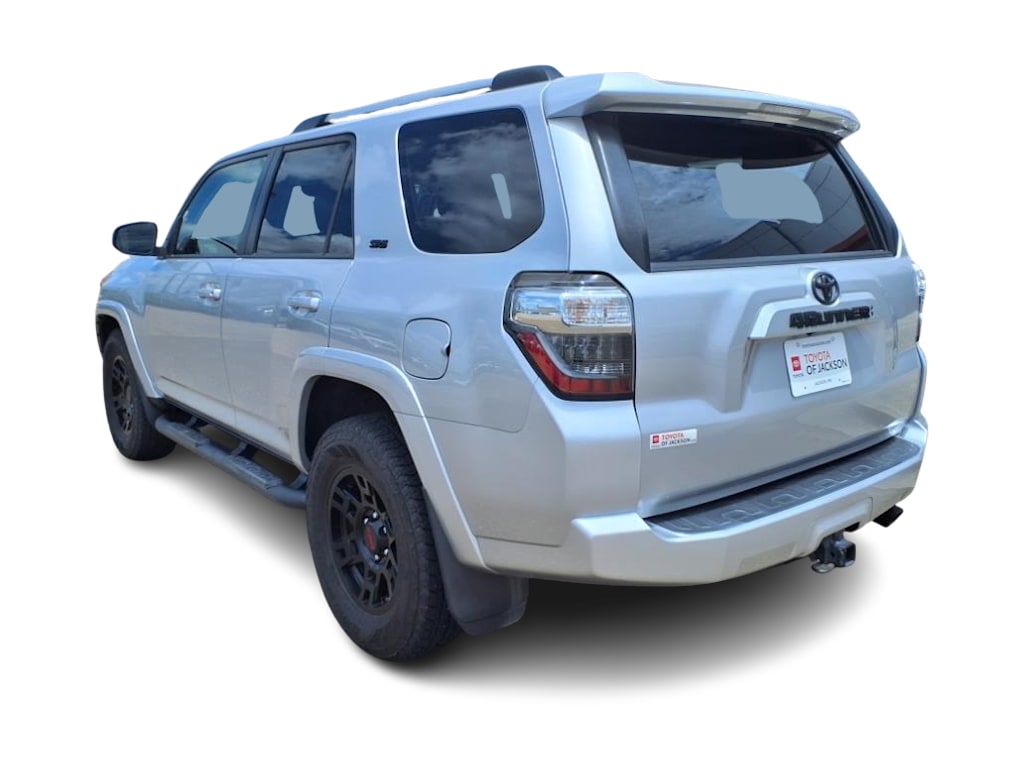 Thumbnail: 2021 Toyota 4Runner - 3