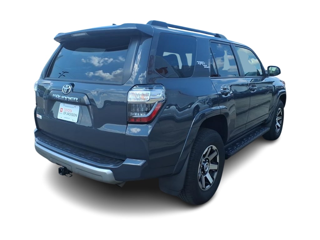 Thumbnail: 2024 Toyota 4Runner - 16