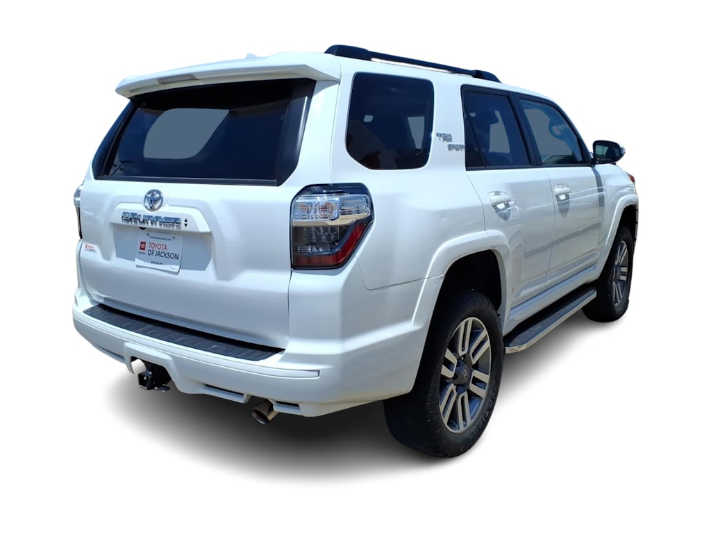 Thumbnail: 2023 Toyota 4Runner - 17