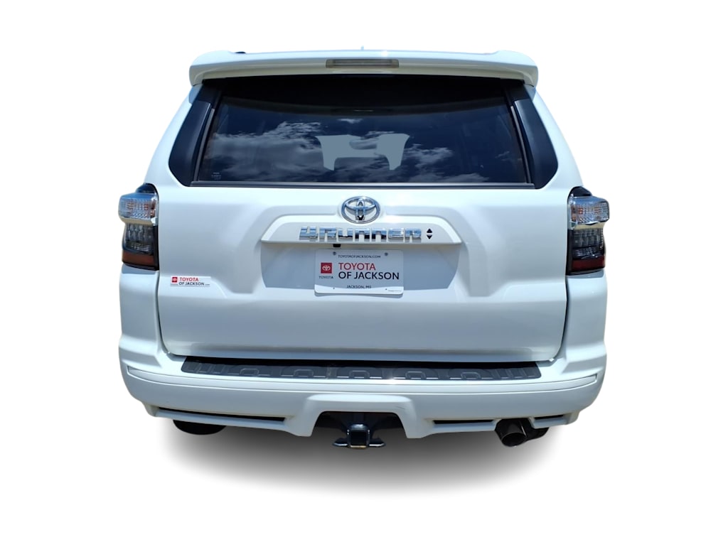 Thumbnail: 2023 Toyota 4Runner - 4