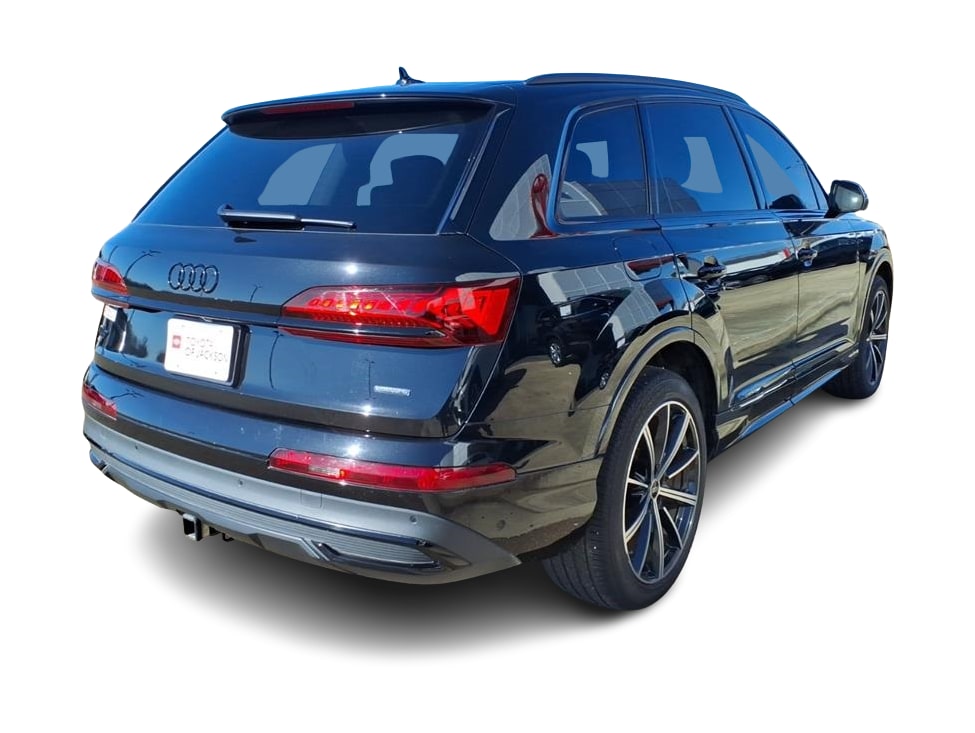 Thumbnail: 2023 Audi Q7 - 17