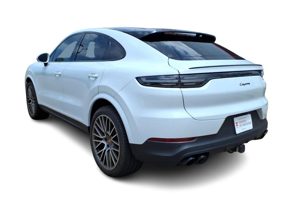 Thumbnail: 2022 Porsche Cayenne - 3
