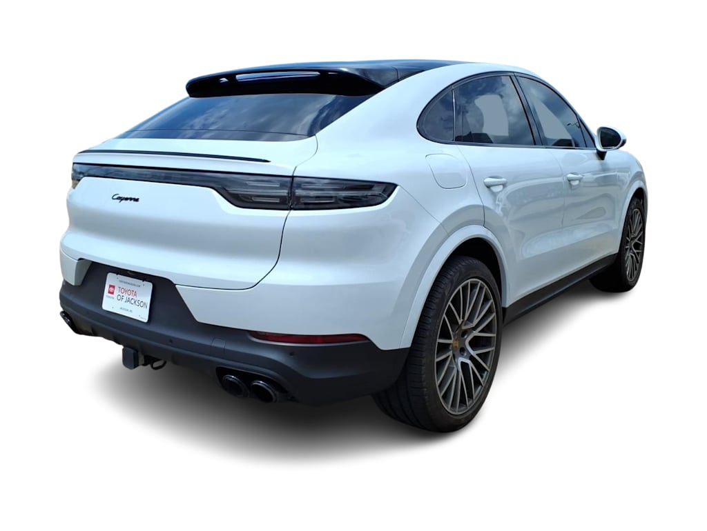 Thumbnail: 2022 Porsche Cayenne - 16