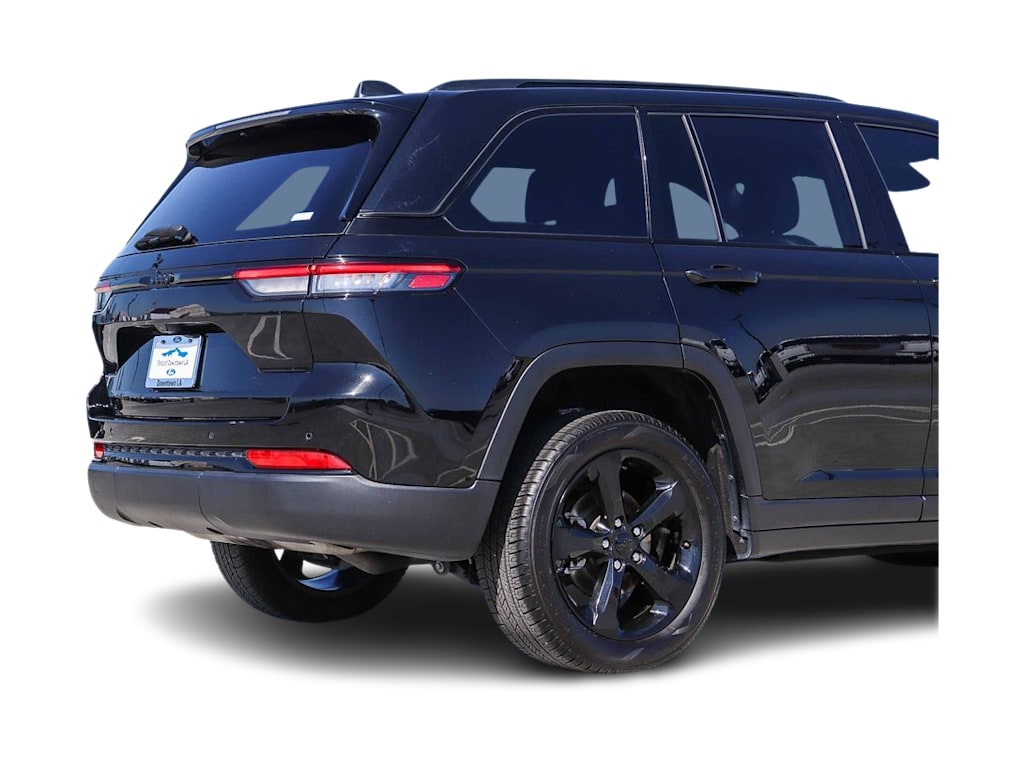 Thumbnail: 2023 Jeep Grand Cherokee - 19