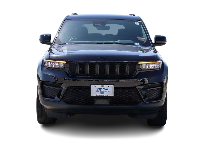 Thumbnail: 2023 Jeep Grand Cherokee - 4