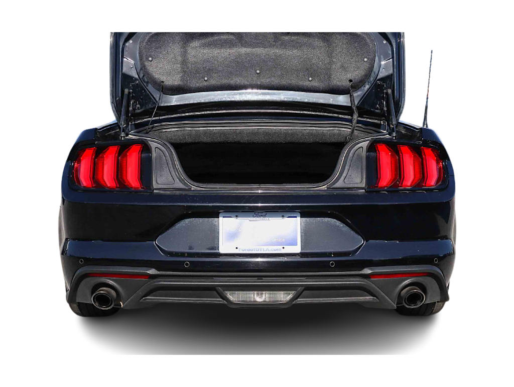 Thumbnail: 2022 Ford Mustang - 8