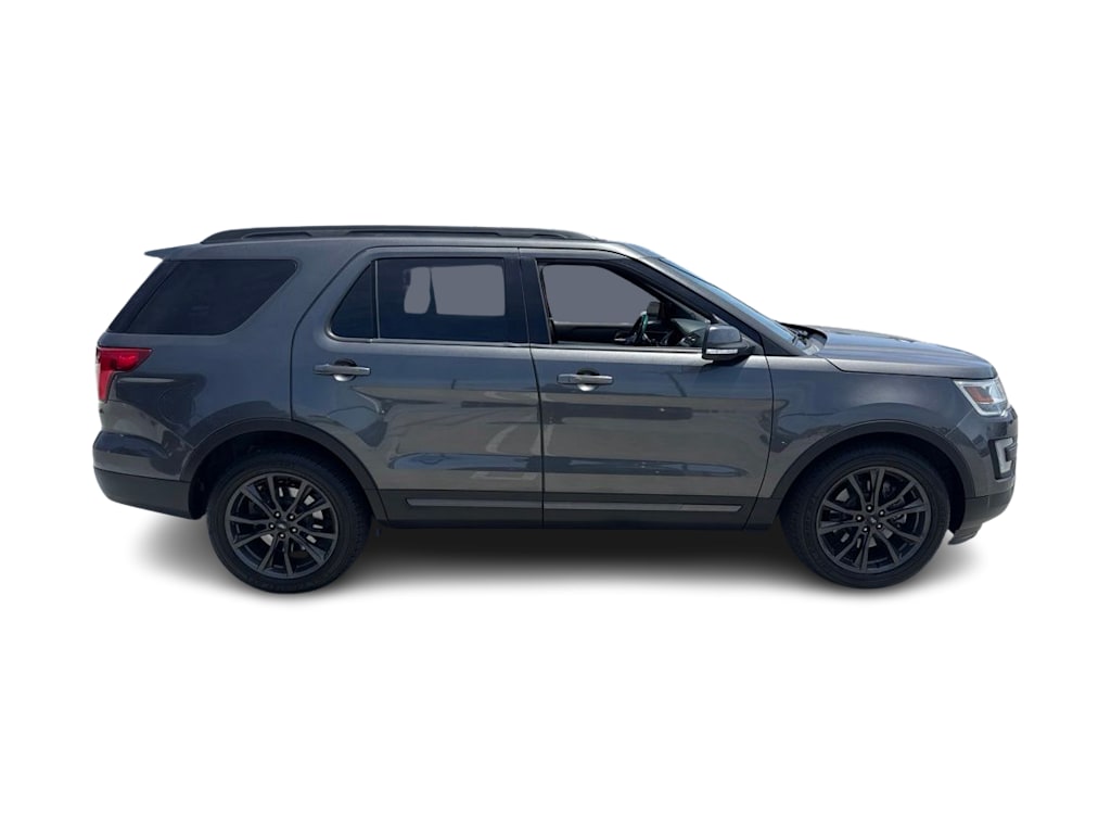 Thumbnail: 2017 Ford Explorer - 10